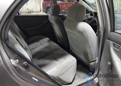 2004 Toyota Corolla Ce z USA, uszkodzony, nr VIN 1NXBR32E54Z318831